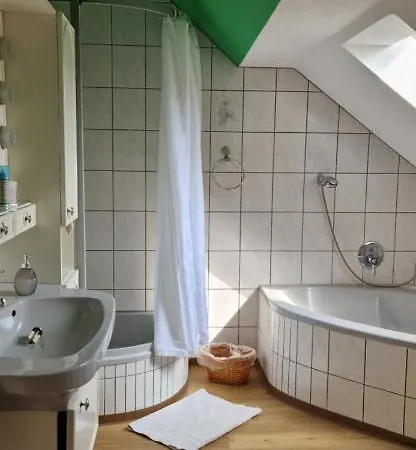 アパート Haus Zum Kranich, Traditionelles, Charmantes, Ehemaliges Bauerngasthaus *